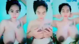 Jenner Payudara Brutal Ibu Menyusui Live Streaming