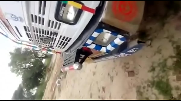 Bercinta Liar Di Dalam Truk