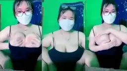 Bar Chindo Hot Dengan Pelayan Seksi Berkacamata Dan Payudara Montok