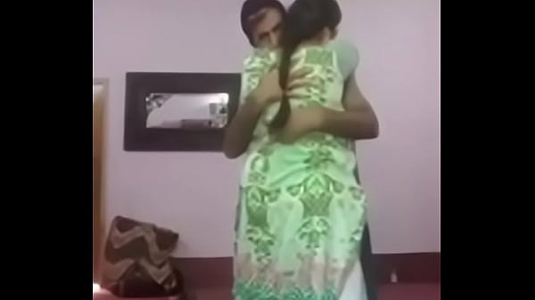 Pasangan Desi Beraksi Di Ranjang