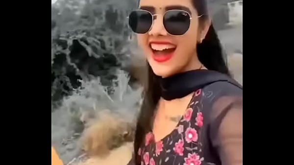 Desi Bhabhi Susu Naik Turun