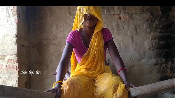 Istri India Desi Digoyang Keras Suami Dengan Saree Kuning Seksi