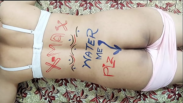 Dildo Menggila Di Malam Tahun Baru, Menghantam Bokong Dan Memeknya Yang Menggoda Dengan Gaun Merah, Bra Putih, Dan Hijab Hitam