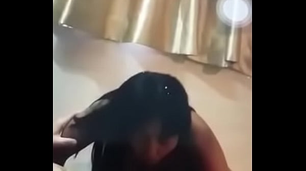 Mengisap Kontol Dengan Penuh Gairah