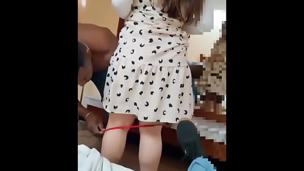Setelah Jadi Pelacur Di Obrolan, Akhirnya Aku Temui Si Jalang Itu Dan Akhirnya Kalian Pasti Tahu, Batang Besar Dan Tebal Masuk Ke Dalam Si Istri Di Depan Mata Suaminya.