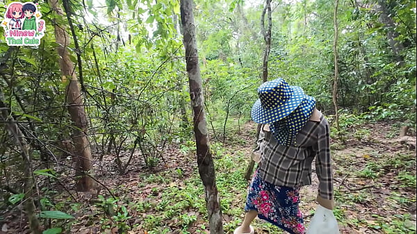 วัยรุ่นไทยหลงป่า ไฟกำหนัดลุกท่วมเลยฉุดกระชากเสื้อผ้าแล้วสวาทกันอย่างมันส์