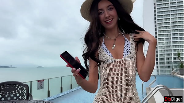 Blanca Dari Spanyol Yang Seksi Ingin Mencicipi Kontol Putih Rusia Saat Liburan