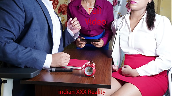 Pemimpin India Di Kantor, Aksi Panas Dengan Gadis Lokal Dalam Bahasa Hindi