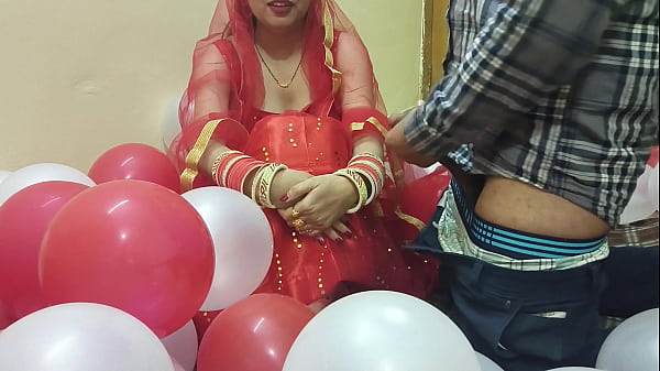 Malam Pertama Pengantin Cantik Seksi India Dihardik Suami Dengan Ganas
