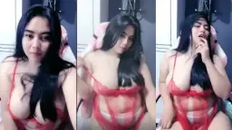 Shellaaa Kembali Dengan Lingerie Merah Toge Yang Menggoda Dan Membara