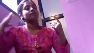 Video Panas Hindixxx Dengan Erangan Dan Pancaran Sperma