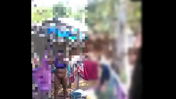 भारी भारतीय देसी गांड वाली मोटी चूत