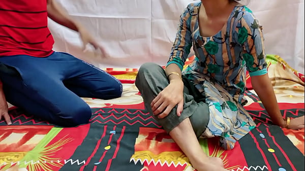Bibi Tua Digencet Cowok Remaja Dengan Suara Hindi Video Porno Full Hd