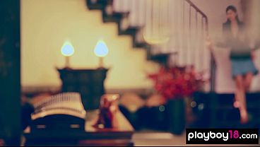 Gadis Porselen Tiongkok Yang Glamor Wu Muxi Memamerkan Bulu Lebat Ranumnya Yang Eksotis
