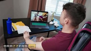 Jauhkan Dirimu Dari Teman Sekamarku Yang Suka Ngentot, Jazz Sang Kuda Jantan / Brazzers / Masukkan Kode Xvpromo Di Situs Resmi Untuk Diskon