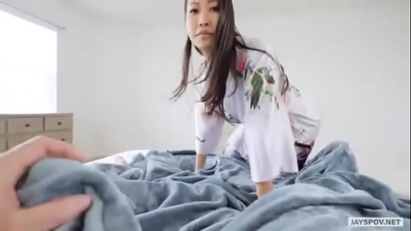 Malam Panas Di Đà Lạt, Sharon Lee Quyến Rũ Trong Vòng Tay Tôi