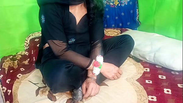Bhabhi Muslim Berjilbab Hitam Dihardcore Anal Kasar Dengan Kontol Dever India, Doggystyle Anal Fuck