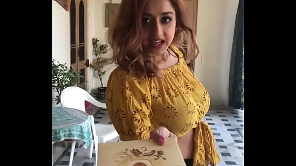 Gadis Desi Seksi Tanpa Bra