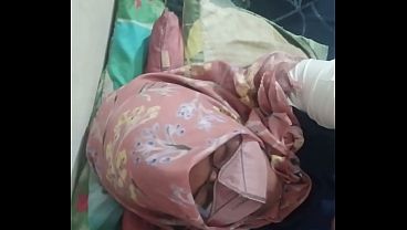 Tante Riani Melahap Kontol Dengan Penuh Nafsu Hingga Merasakan Kenikmatan Yang Luar Biasa
