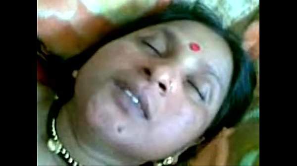 Bibi Desa India Goyang Ranjang Dengan Suami – Xvideos.com