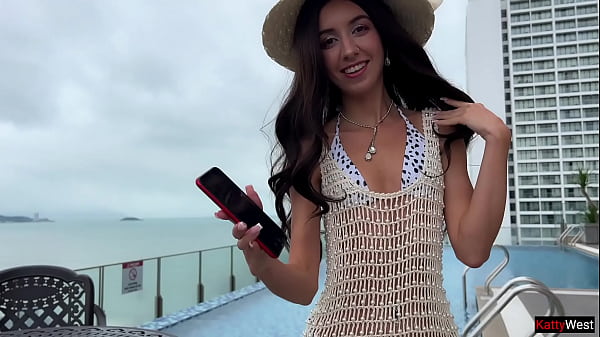 Blanca Dari Spanyol Ingin Mencicipi Cock White Russian Dan Dapat Isian Krim Di Memeknya