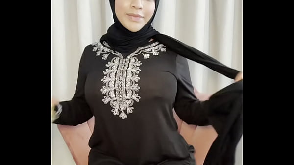 Arab Nakal Main Dildo Saat Ramadan – Yasmina Khan