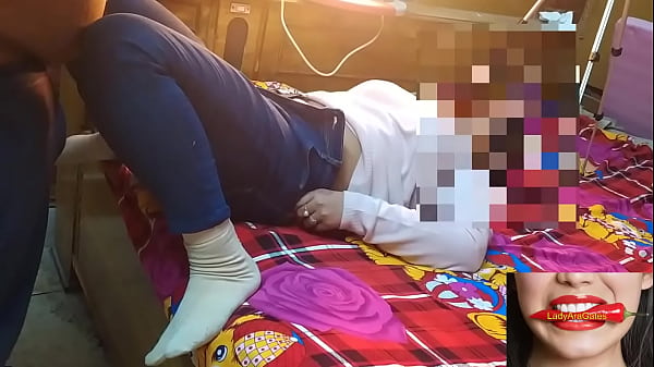 Gadis India Panas Beraksi, Adegan Ranjang Seksi Dalam Bahasa Hindi