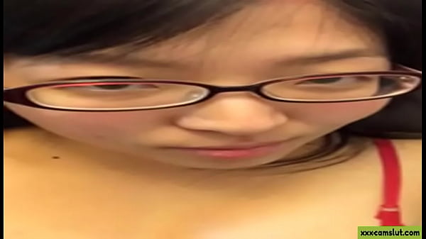 Tayangan Webcam Panas Dari Gadis Asia Amatir Yang Menggoda