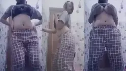 Baby Rachel Gogo Live Pamerin Toket, Mulus Pol Sampai Keliatan Banget
