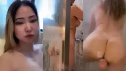 Ngencengin Msbreewc Sambil Colmek Pake Dildo Gede Banget Sampe Crot