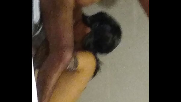 Neha Ngentot Mulut Sama Kakak Tiri Sambil Mandi, Suara Desahan Basah Bikin Makin Erotis.