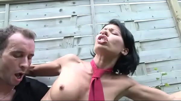 Cewek Abg Ngentot Di Belakang Sekolah, Ngemut Dan Telan Habis Semua Kontol Manis.