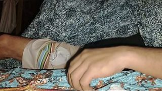Malam Tadi, Ibu Tiri Sialan Bikin Gue Makin Nafsu, Gue Colokin Dua Jari Ke Memeknya Sampe Muncrat Keluar Cairan Gatalnya.