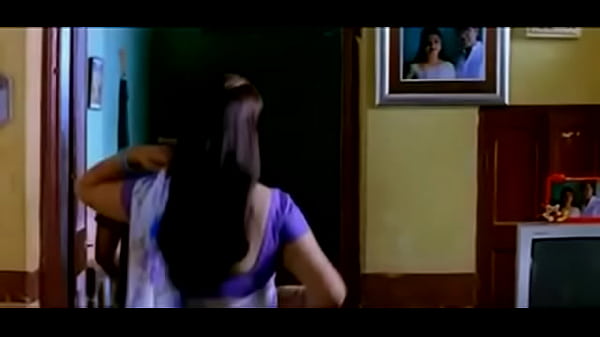 Desi Bhabhi Yang Menggoda, Berahi Meluap Dalam Adegan Panas
