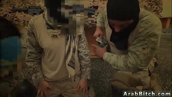 Kantin Arab Dan Rumah Panas, Gadis Lokal Berpantat Besar Siap Melayani