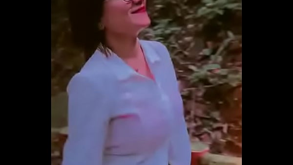 Babita Si Desi Cewek Seksi, Siap Digoyang-goyangin Sampai Minta Ampun.