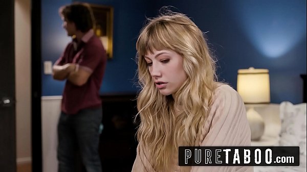 Ivy Wolfe, Si Pirang Liar, Merasakan Gairah Pertama Dengan Sepupu Tirinya Yang Tak Tertahankan