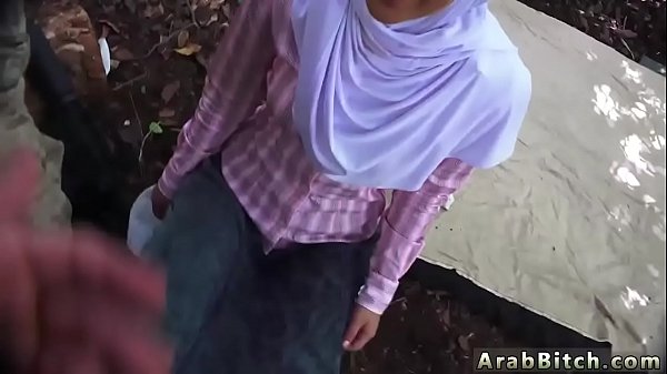 Arab Dan Cina Bercinta Ganas Dengan Murid Sekolah Di Rumah Pengganti Yang Panas