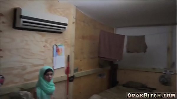 Operasi Penetrasi Dubur Pertama Gadis Arab