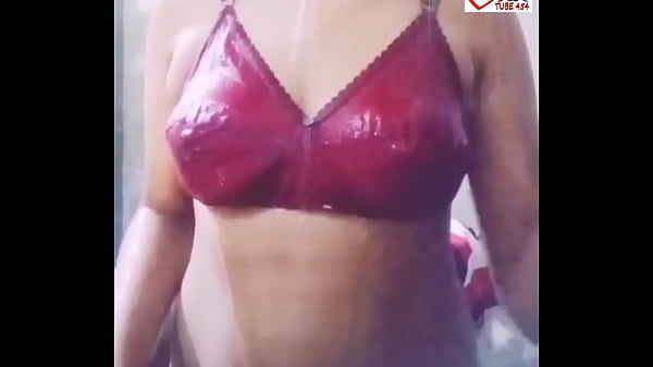 Tonton Video Cewek Desi Asli Lagi Crot Dan Jari-jari Memek Basah