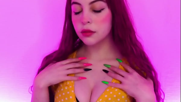 Asmr Rusia (moona) Dengan Bisikan Panas Yang Menggoda