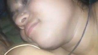 Aunty India Utara Ngentot Sambil Nyempol Kontol, Crot Di Mana-mana