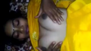 Bihari Chameli Bhabhi, Si Montok Ngentot Panas Sama Adik Ipar Bejat Bikin Skandal Nikmat.