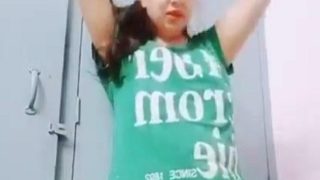 Cewek Tua Chandigarh – Video Bugil Selfie Bikin Makin Horny