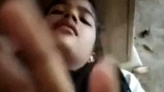Gadis 18 Tahun Bangladesh Polos Lagi Nikmatin Kontol Di Dalem Memek
