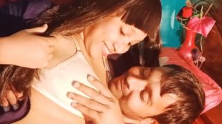 Pasangan Bengali Foreplay Panasnya Bocor Di Dunia Maya, Bikin Ngilu Dan Basah!
