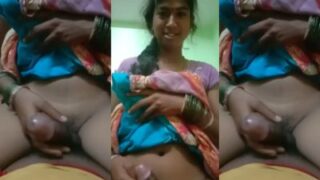 Selingkuh, Istri Nakal Itu Ngacak-ngacak Memek Basahnya Pakai Kontol Gede Banget