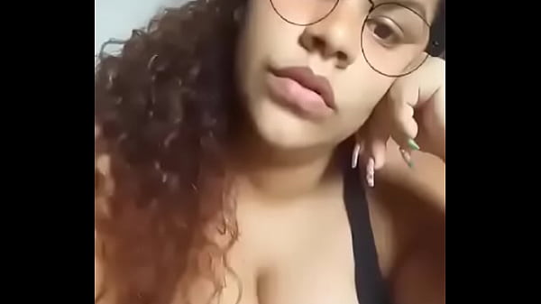 Yuly Minta Kontol, Ngeces Sambil Ngeloyor.