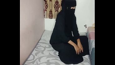 Gadis Bercadar Main Senggama Liar Sama Sopir Pribadi Di Balik Setir.