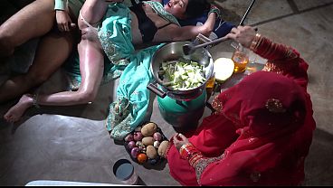 Dapur Mami Tiri Yang Bikin Ngentot, Dapur India Desi Mami Tiri Crot Di Bahasa Hindi Desi Mami Tiri